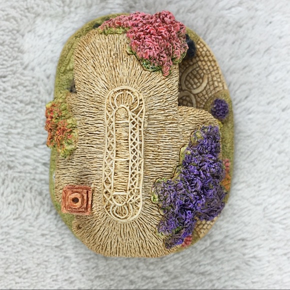 Vintage 2003 LILLIPUT LANE Where Sparks Fly (L2631) mini UK cottage collectable - Picture 10 of 13